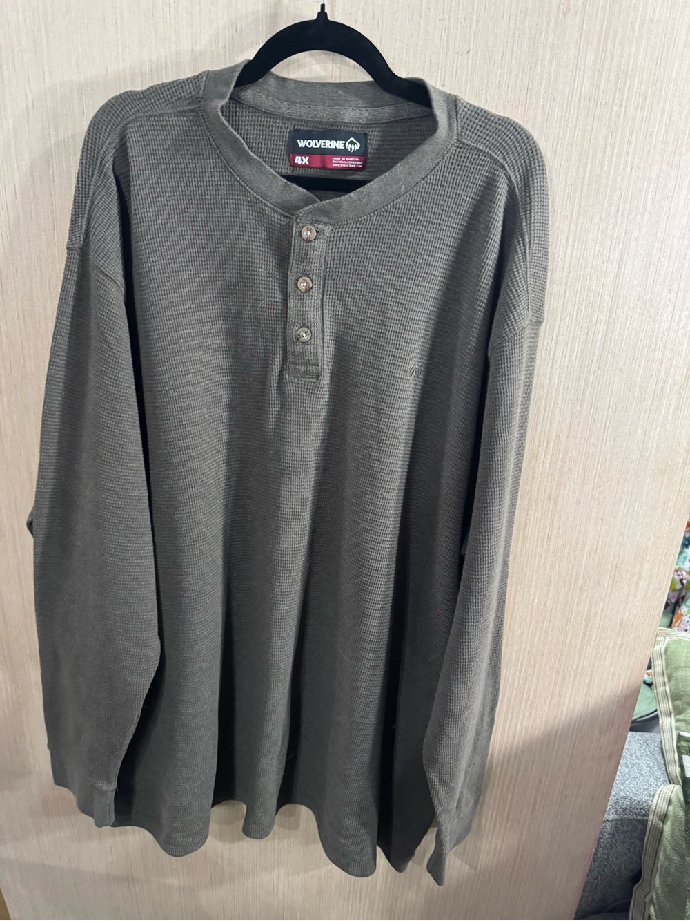 Men’s Wolverine Brown Thermal Henley Long Sleeve Size 4X